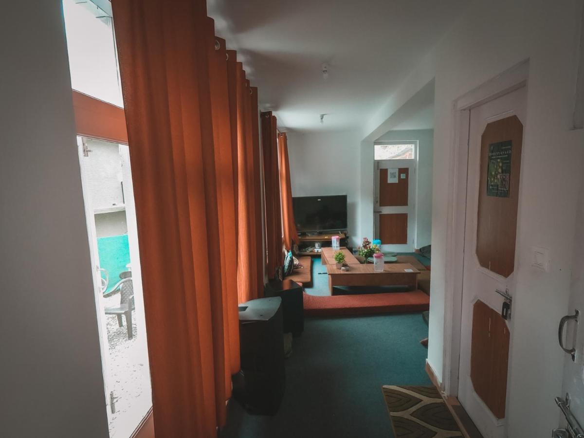 Hostel Multiverse & Manali (Himachal Pradesh)